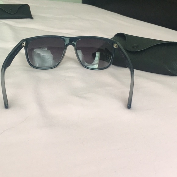 Ray Ban Wayfarer sunglasses